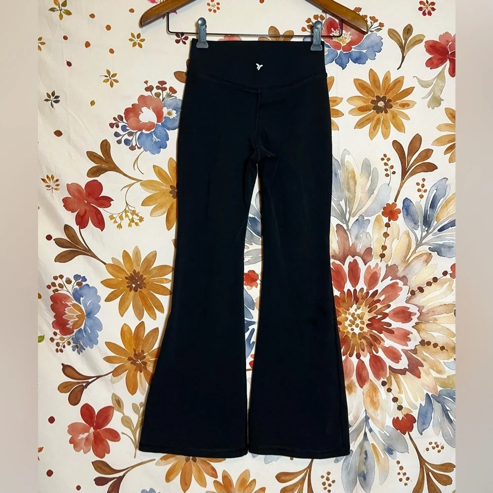 Old Navy Girls M/8 Black Criss Cross Yoga Pants Flare Spring Sporty School NYC